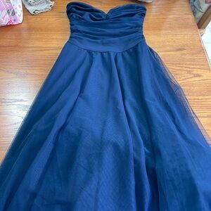 VINTAGE B.Smart navy blue sweetheart neckline strapless gown. Size 5/6.